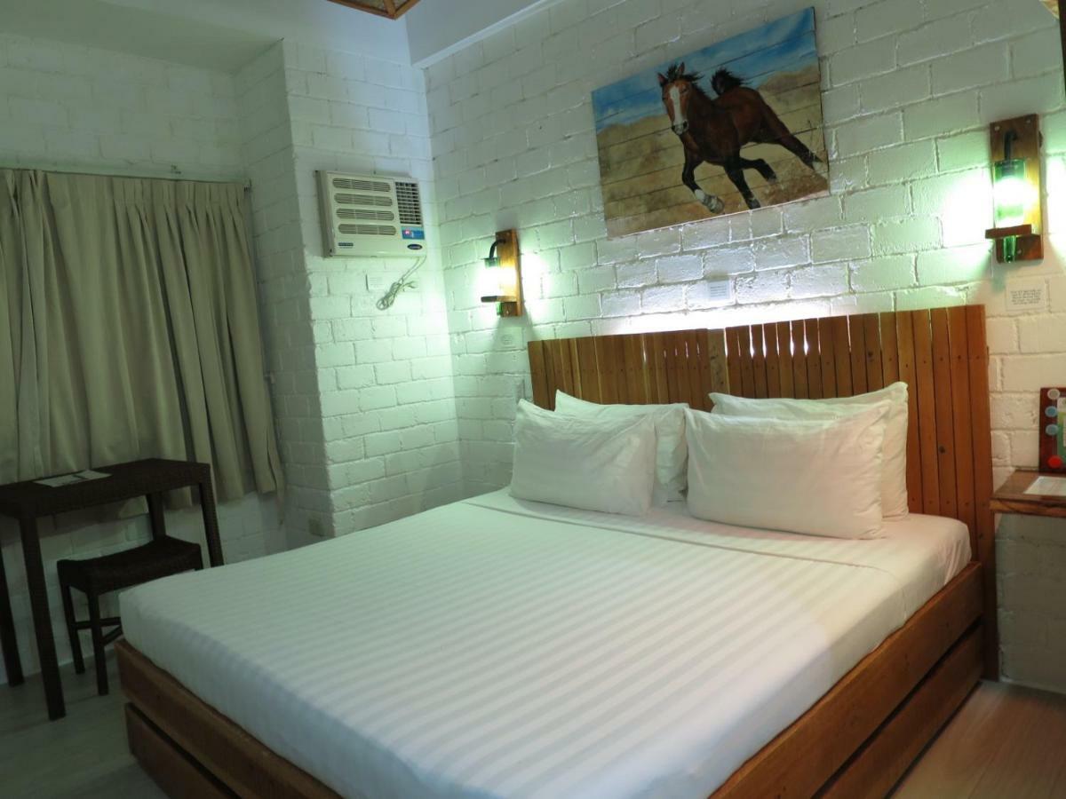 Serviced Apartments By Eco Hotel Bohol Panglao Island Exterior photo